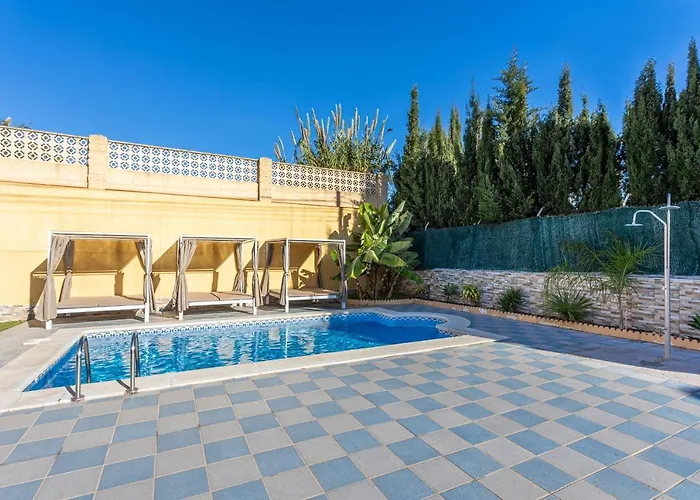 Sun, Relax, Climatized Pool & Steps To The Beach By Mellow