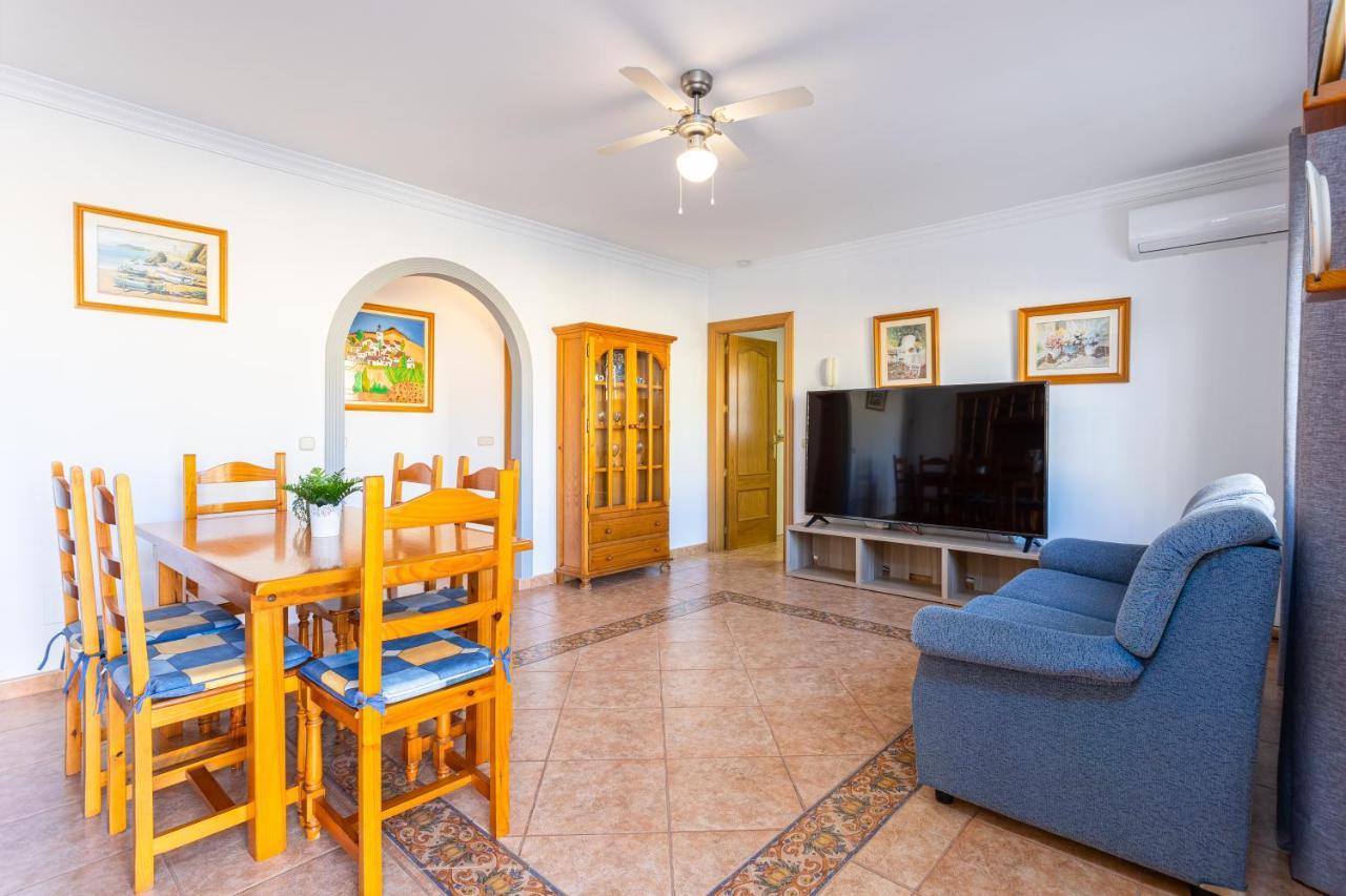 Sun, Relax, Climatized Pool & Steps To The By Mellow Villa
